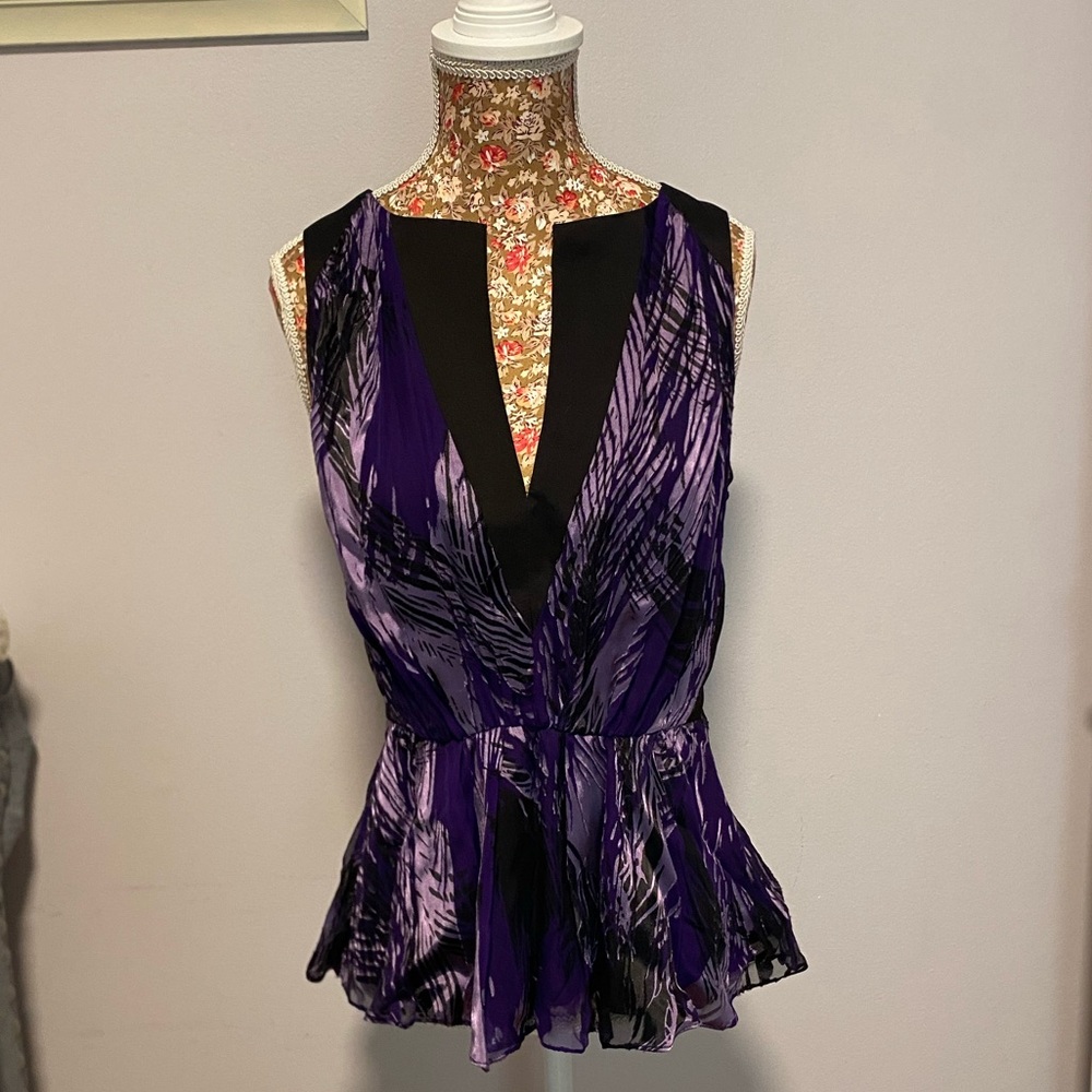 Guess by Marciano Black and Purple top - Picture 2 of 5